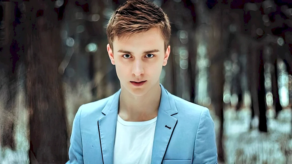 Vlad a4 mit weißen Haaren