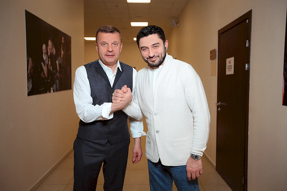 Vladimir Solovyov. und Tabriz Shahidi