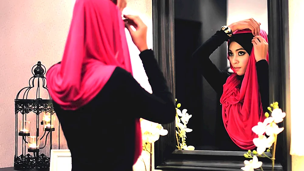 Östliche Mädchen im Hijab