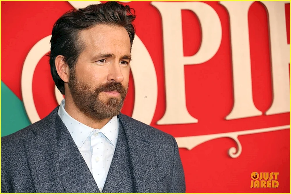Ryan Reynolds.