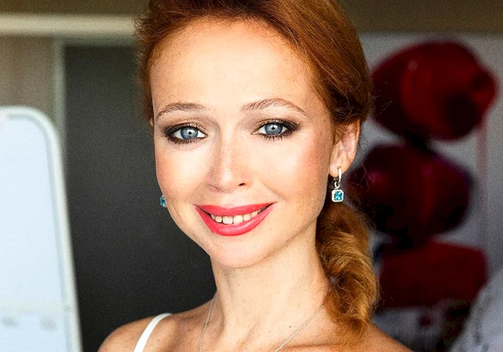 Zakharova Elena Igorevna