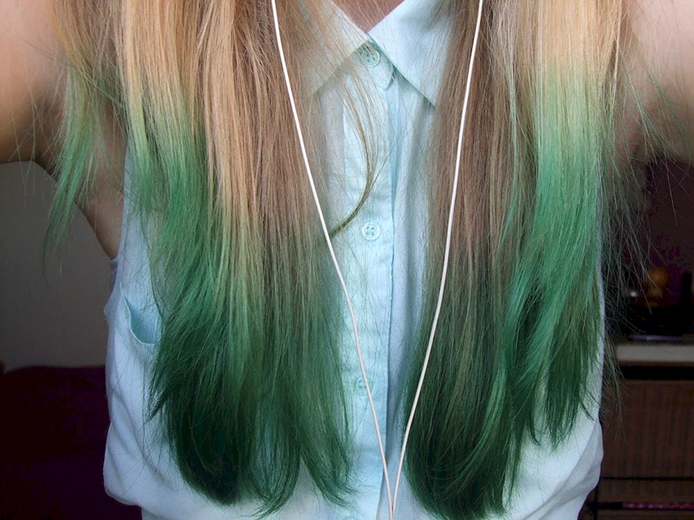 Blaue Haare