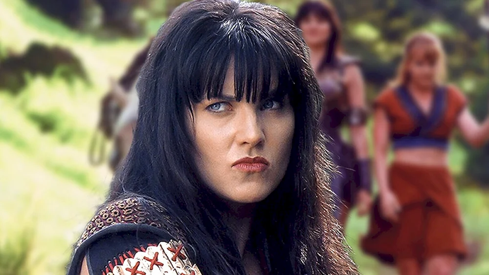 Lucy Lawless 2000