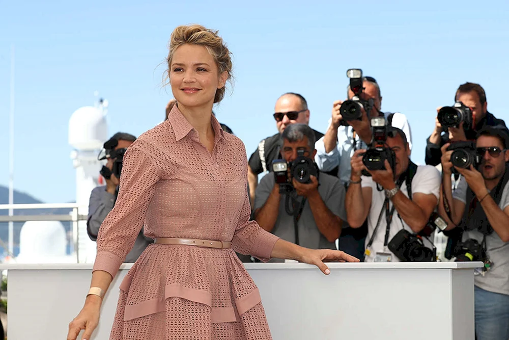 Virginie Efira mit ihrer Familie