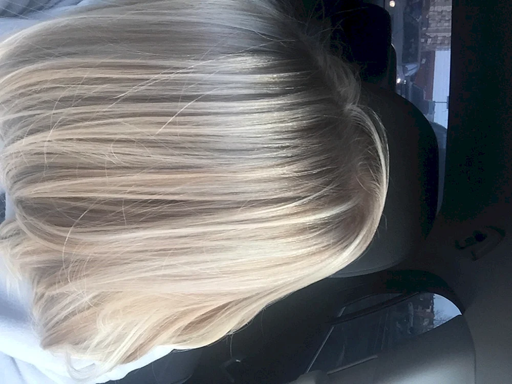Perlenasche Haarfarbe