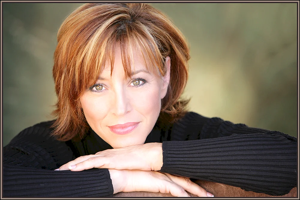 Lindsay Gibson