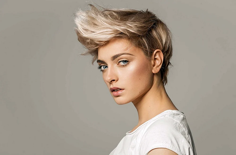 Frauenfrisuren