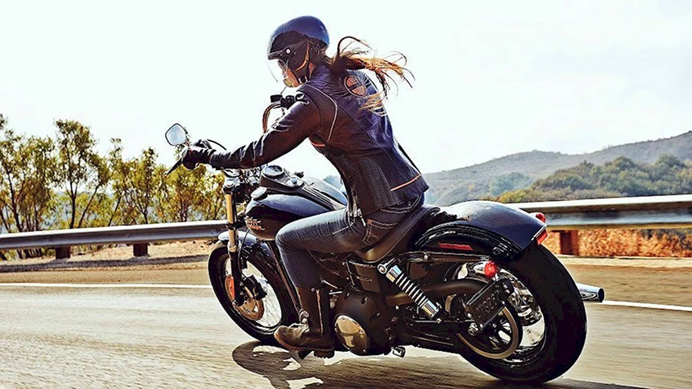 Damen Harley Davidson Motorrad