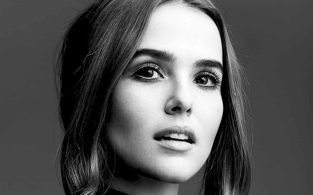 Zoey Deutch Lächeln