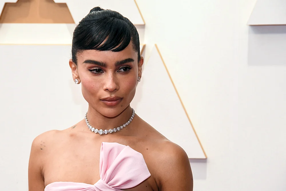 Zoe Kravitz blond