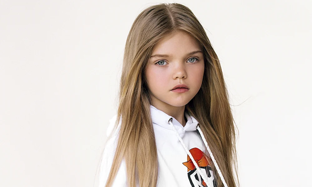 Zoya Kukushkina model